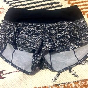 Lululemon hotty hot shorts